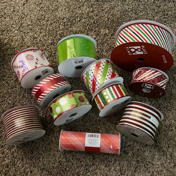 All Brand New to much funfinished all my wreath and still had extra leftovers